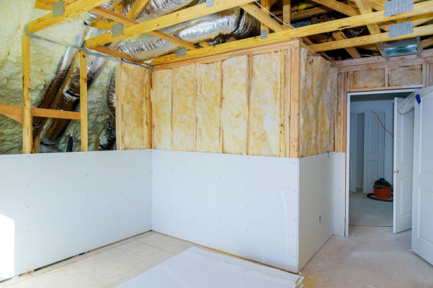 Best Insulation Removal  in Rancho Cumonga, CA